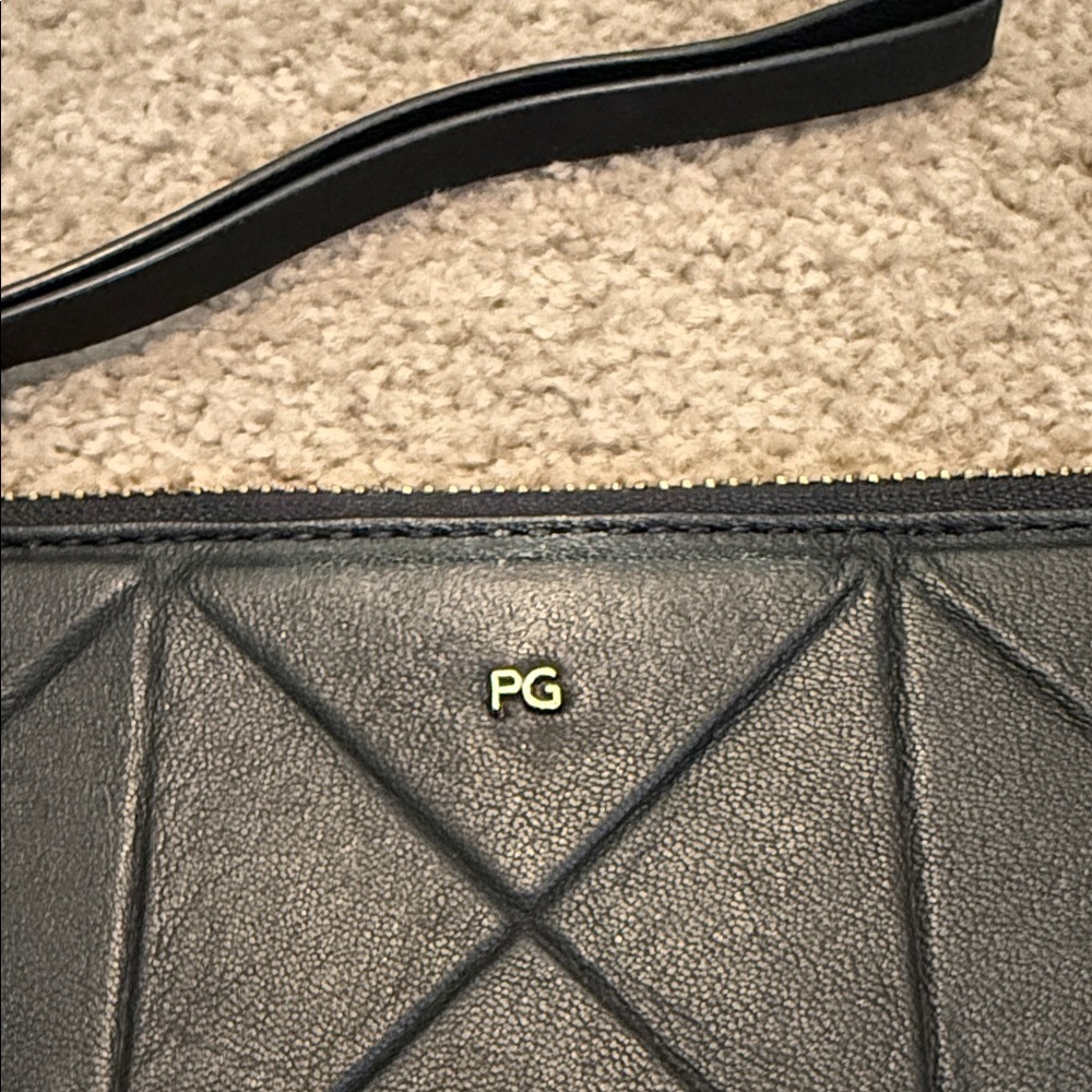 Purification Garcia Black Geometric Leather Wristlet Clutch - Picture 2 of 10